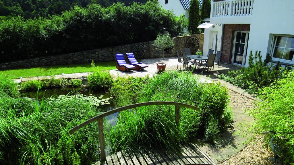 Wellness Apartments Sophienhoehe Am Teich Mechernich Rum bild